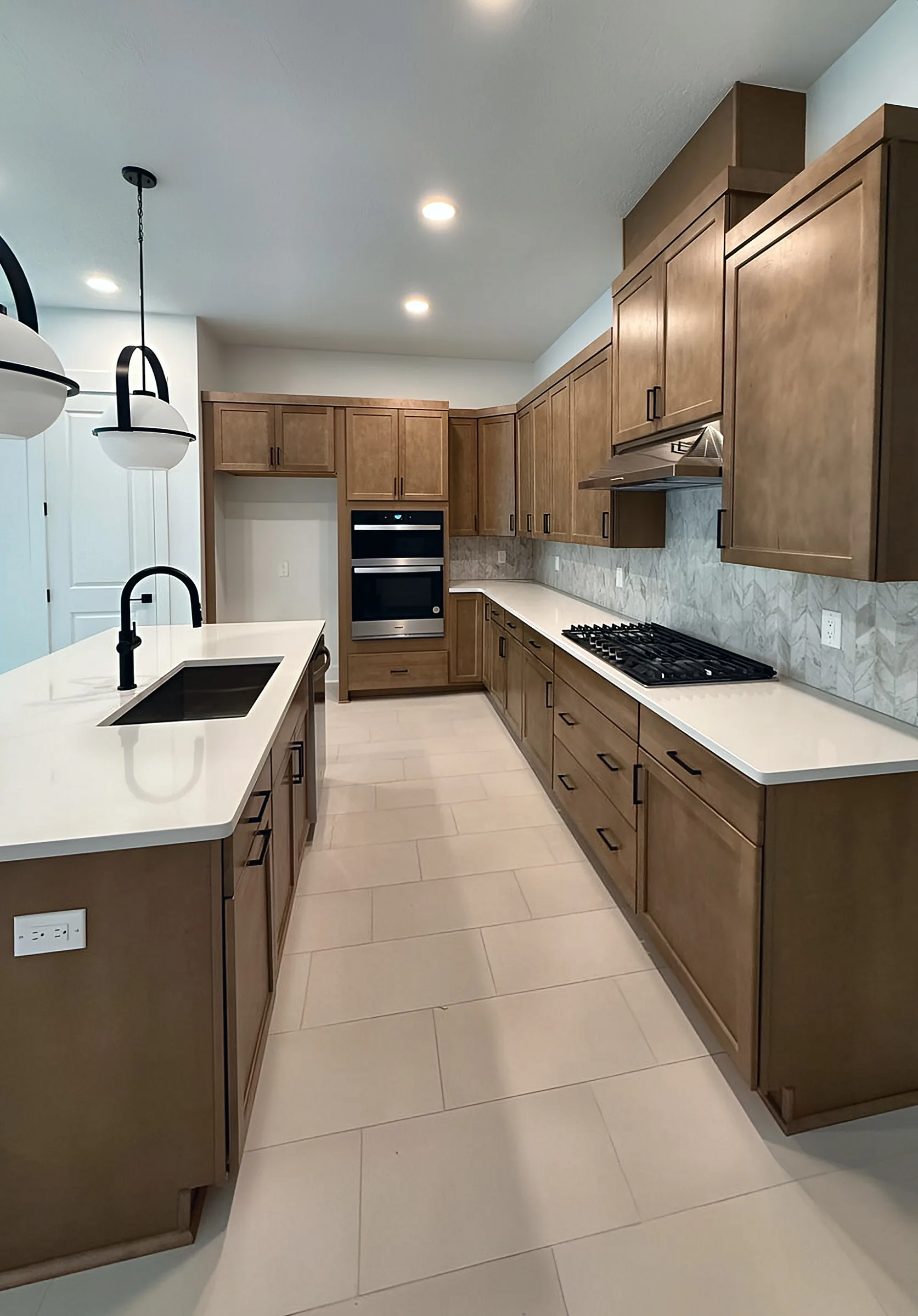 Warm Wood Shaker Kitchen Cabinets — Panama City Beach