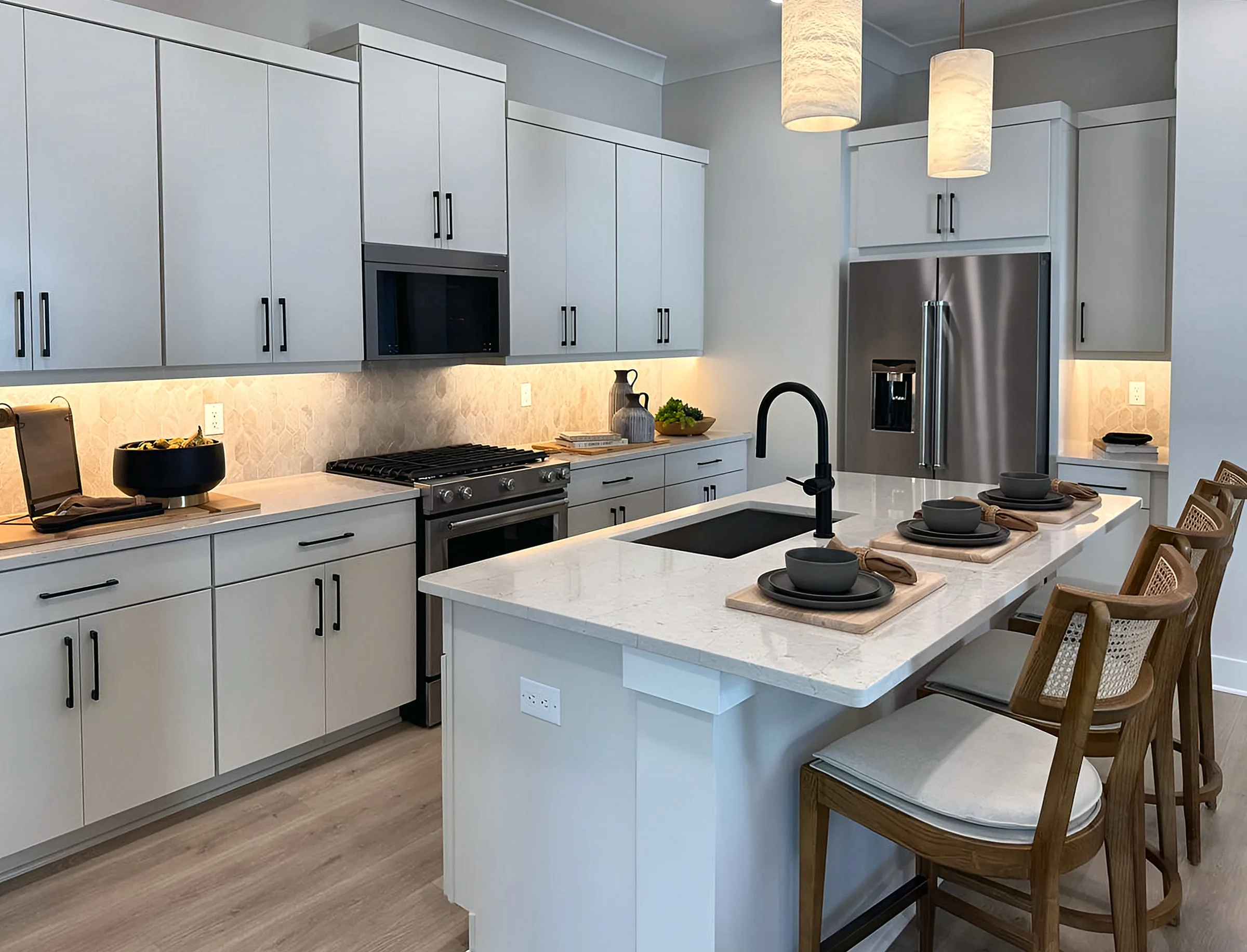 White Shaker Island with Black Hardware — Panama City Beach